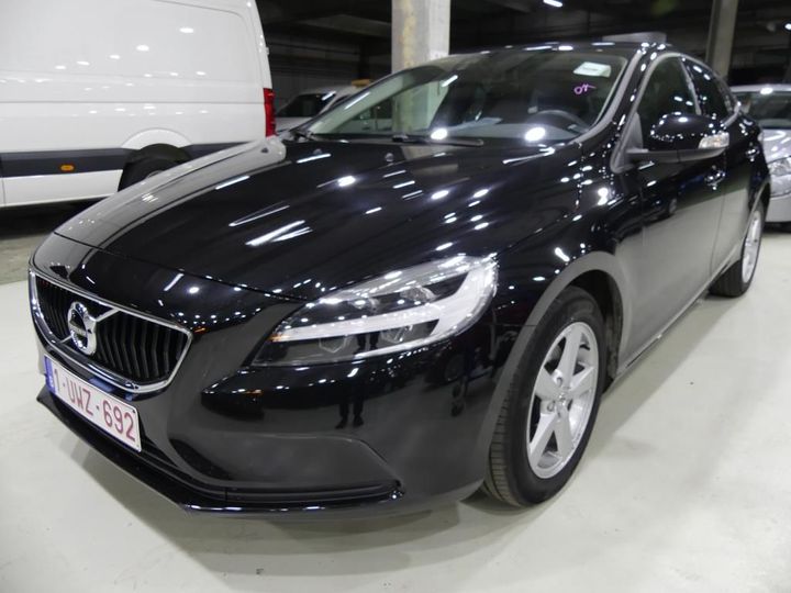 VOLVO V40 2018 yv1mv36v1k2558200