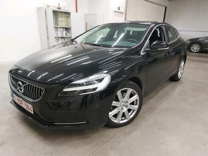 VOLVO V40 2018 yv1mv36v1k2563502