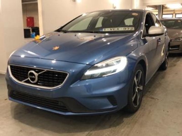 VOLVO V40 - 2016 2018 yv1mv36v1k2568635