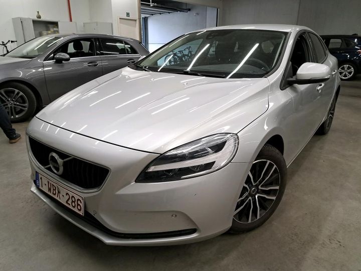 VOLVO V40 2019 yv1mv36v1k2582427