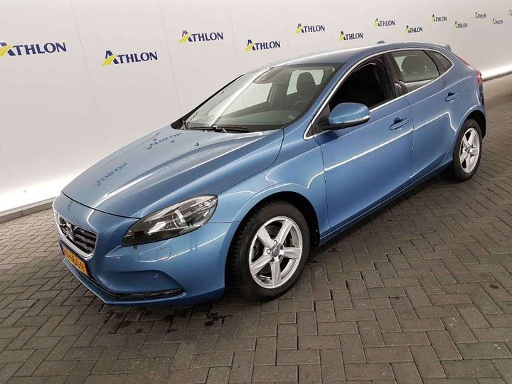 VOLVO V40 2016 yv1mv37l1g2345101