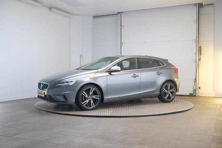 VOLVO V40 2016 yv1mv37l1h2369648