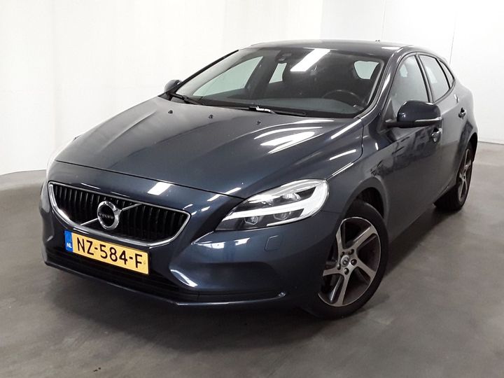 VOLVO V40 2017 yv1mv37l1h2441208