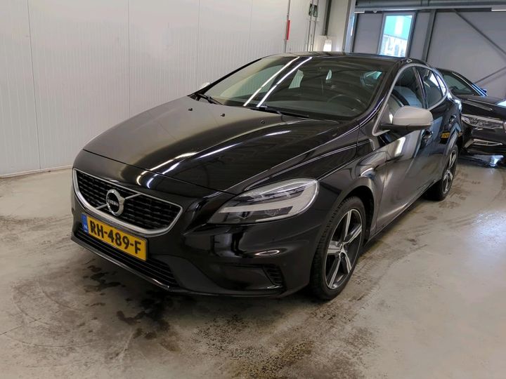 VOLVO V40 2017 yv1mv41l0j2481976