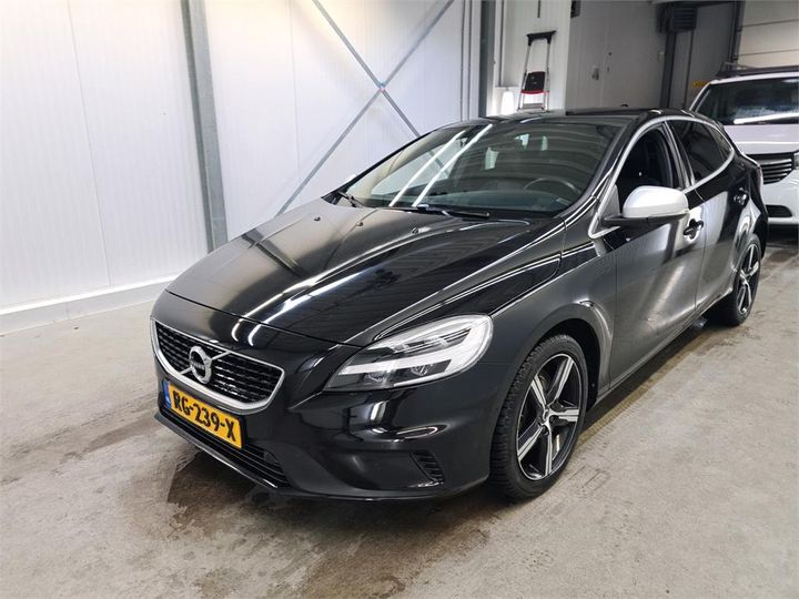 VOLVO V40 2017 yv1mv41l0j2482535