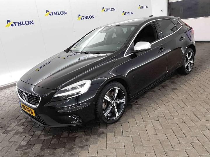 VOLVO V40 2017 yv1mv41l0j2483119