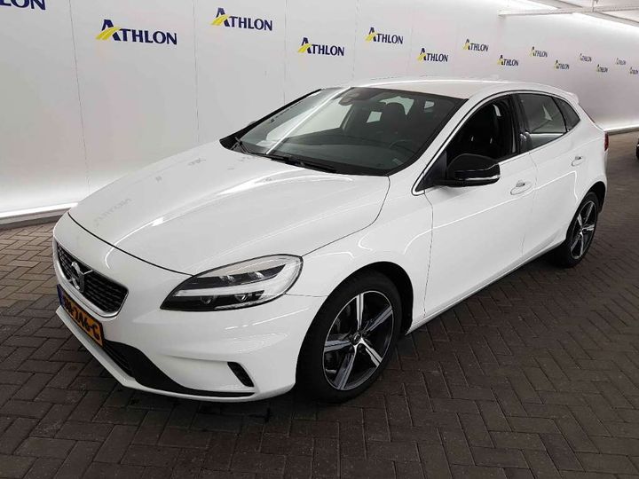 VOLVO V40 2018 yv1mv41l0j2489889