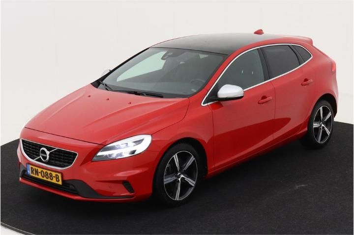 VOLVO V40 2018 yv1mv41l0j2490978