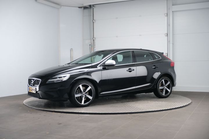 VOLVO V40 2018 yv1mv41l0j2491589