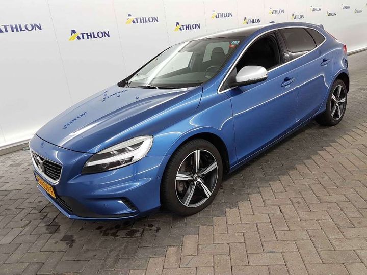 VOLVO V40 2018 yv1mv41l0j2506037