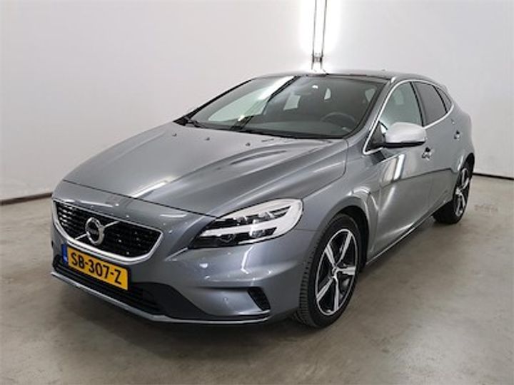 VOLVO V40 2018 yv1mv41l0j2507167