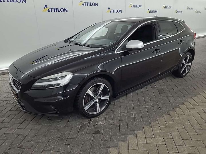 VOLVO V40 2018 yv1mv41l0j2507786