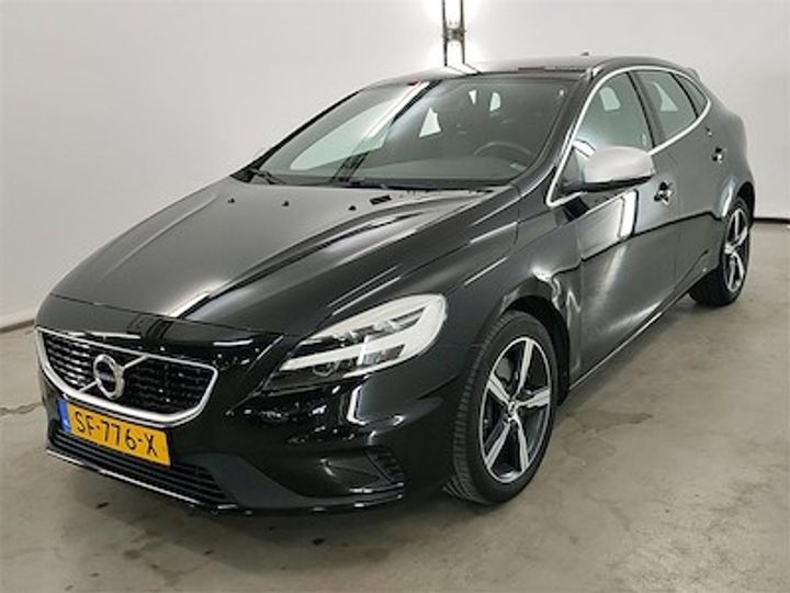 VOLVO V40 2018 yv1mv41l0j2508654