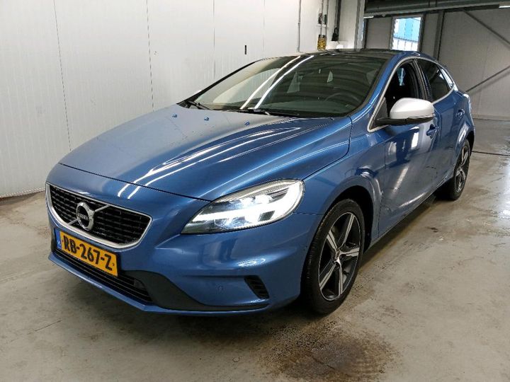 VOLVO V40 2017 yv1mv41l1j2474587