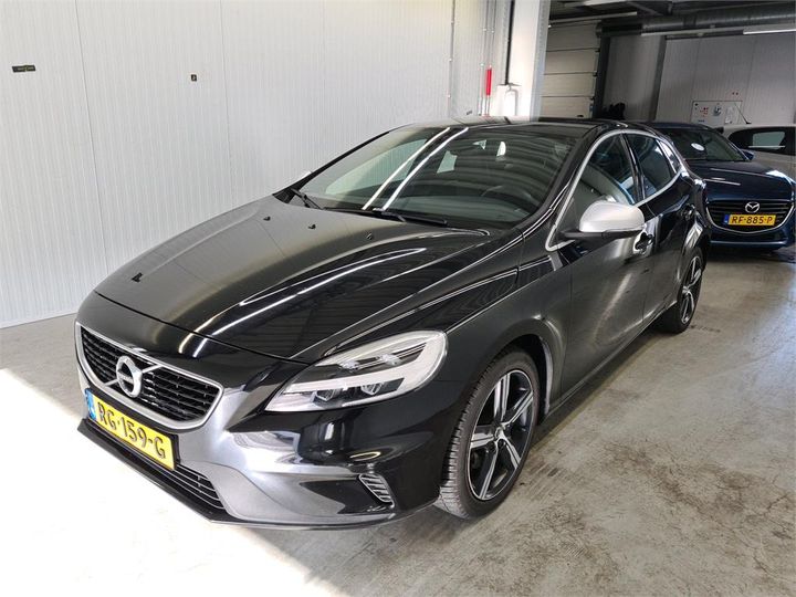 VOLVO V40 2017 yv1mv41l1j2479189