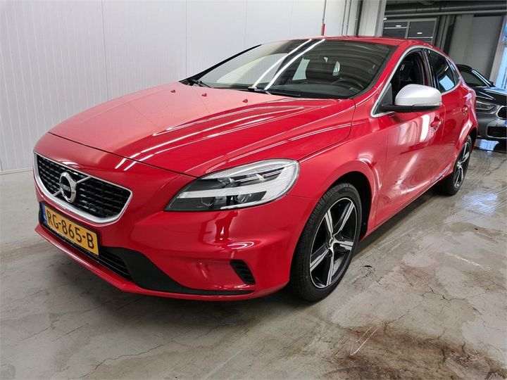 VOLVO V40 2017 yv1mv41l1j2479525