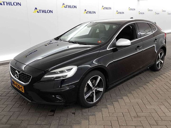 VOLVO V40 2018 yv1mv41l1j2481466