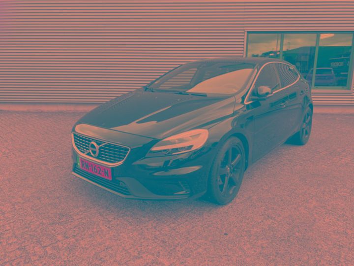 VOLVO V40 2018 yv1mv41l1j2483320