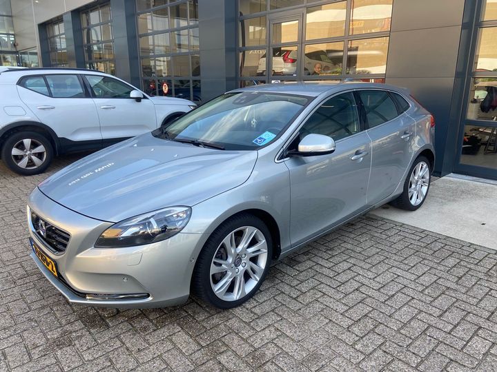 VOLVO V40 2012 yv1mv5550d2014502