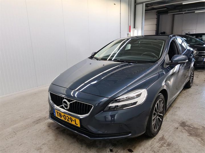 VOLVO V40 2018 yv1mv70v0k2552145