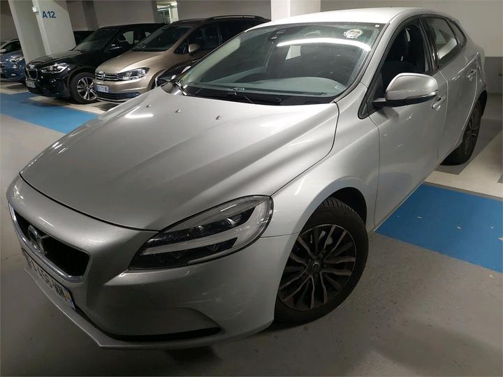 VOLVO V40 2018 yv1mv70v0k2566427