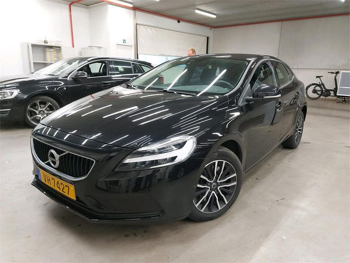 VOLVO V40 2019 yv1mv70v0k2582714