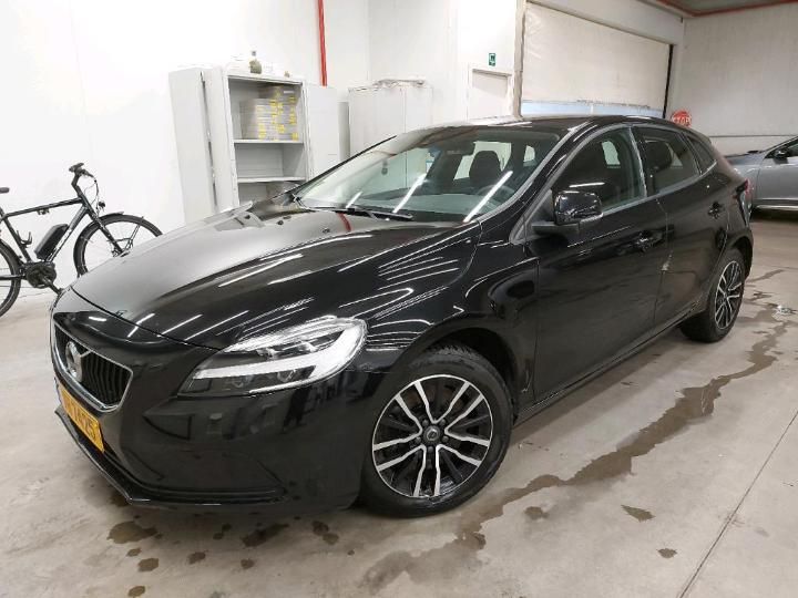 VOLVO V40 2019 yv1mv70v0k2585452