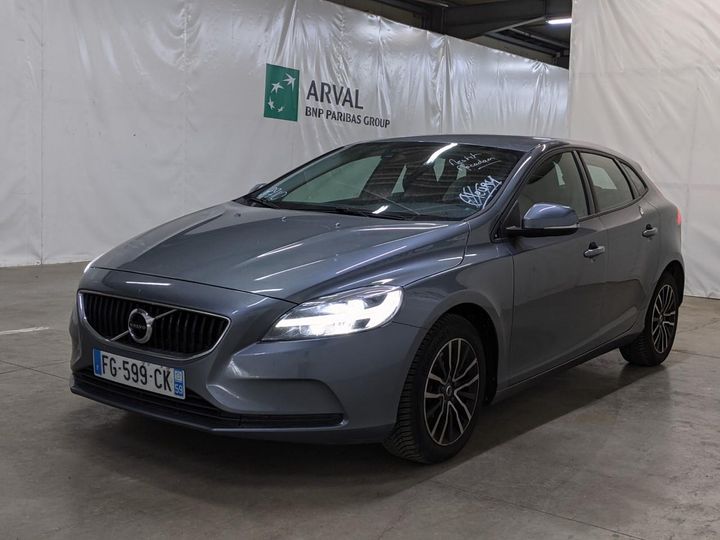 VOLVO V40 2019 yv1mv70v0k2596597