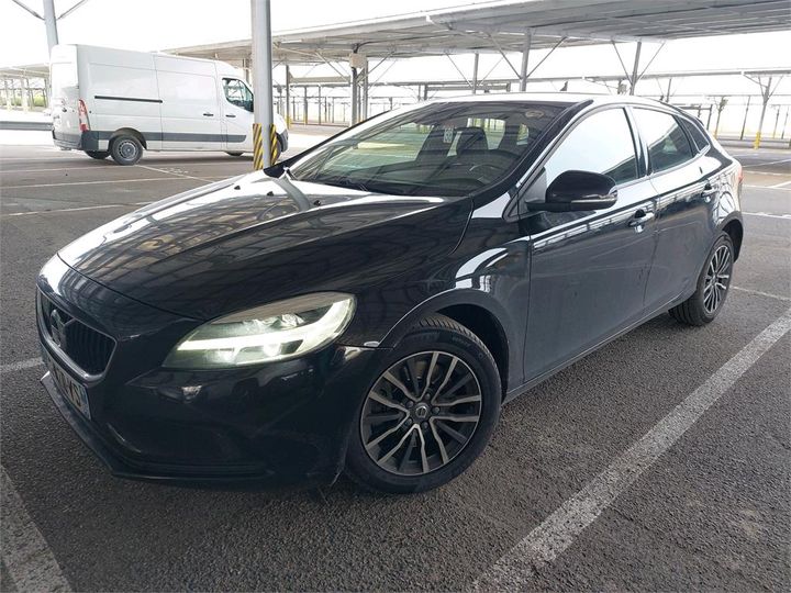 VOLVO V40 2019 yv1mv70v0k2603123