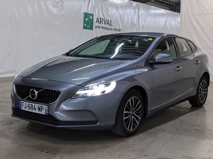 VOLVO V40 2019 yv1mv70v0k2605849