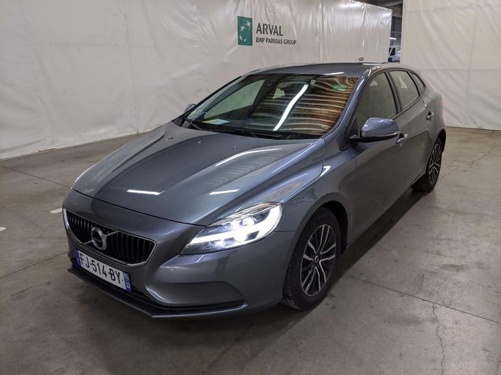 VOLVO V40 2019 yv1mv70v0k2605878