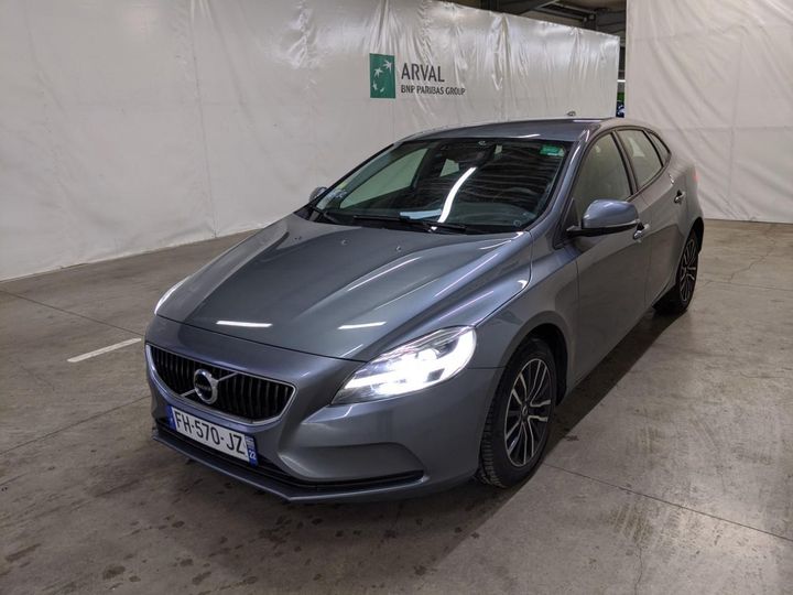 VOLVO V40 2019 yv1mv70v0k2605921