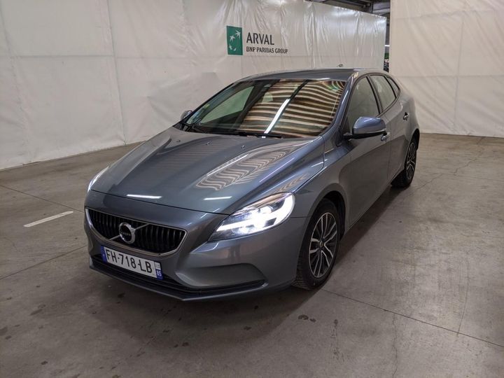 VOLVO V40 2019 yv1mv70v0k2606122