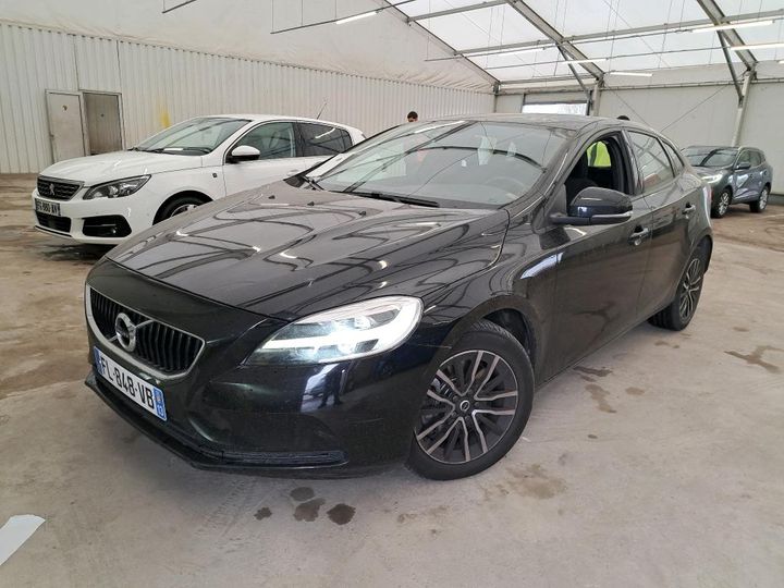 VOLVO V40 2019 yv1mv70v0k2606208