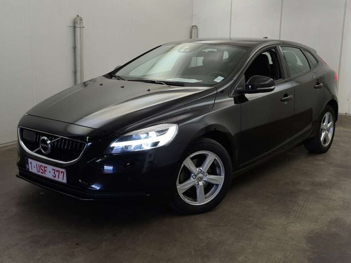 VOLVO V40 2018 yv1mv70v1k2548722