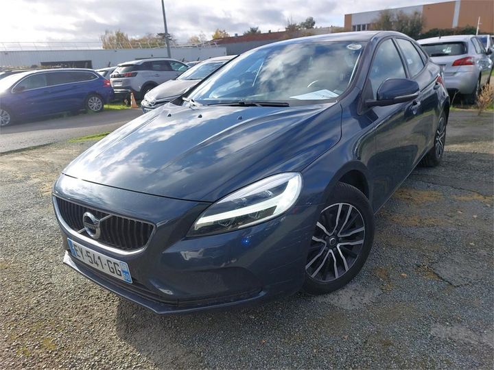 VOLVO V40 2018 yv1mv70v1k2549426