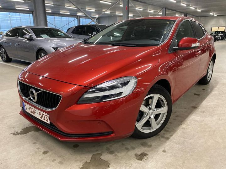 VOLVO V40 2018 yv1mv70v1k2550537