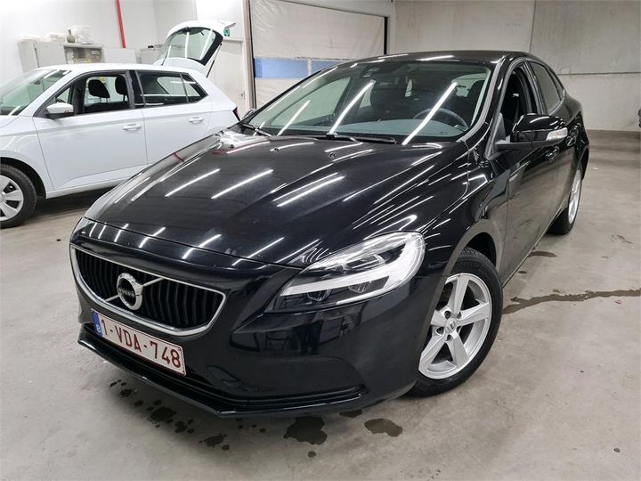 VOLVO V40 2018 yv1mv70v1k2551326