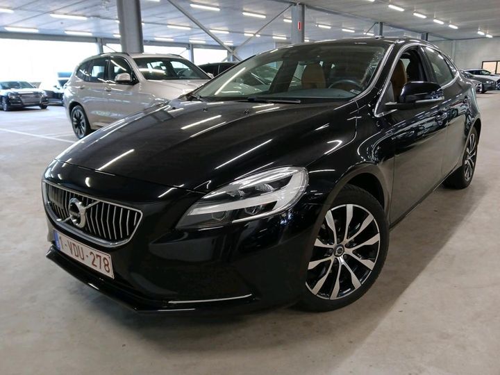 VOLVO V40 2018 yv1mv70v1k2565899