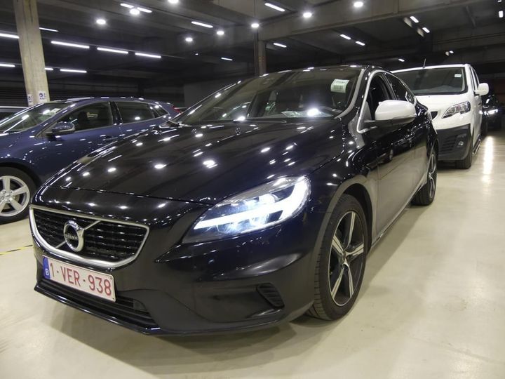 VOLVO V40 2018 yv1mv70v1k2568111