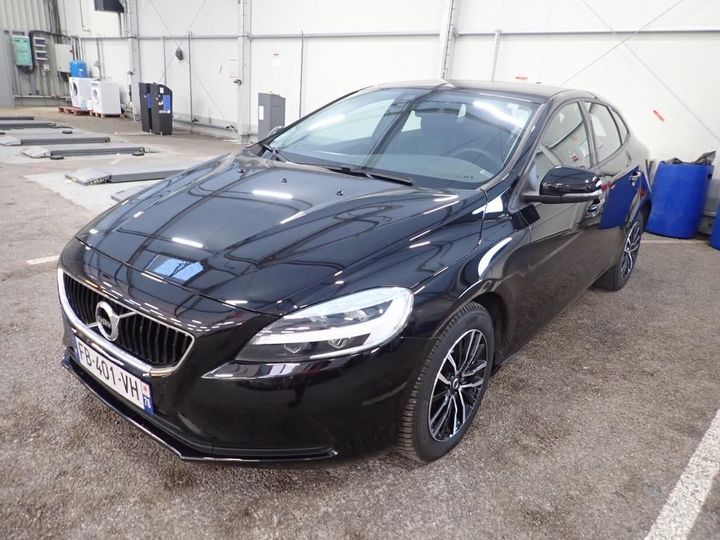 VOLVO V40 2018 yv1mv70v1k2573090