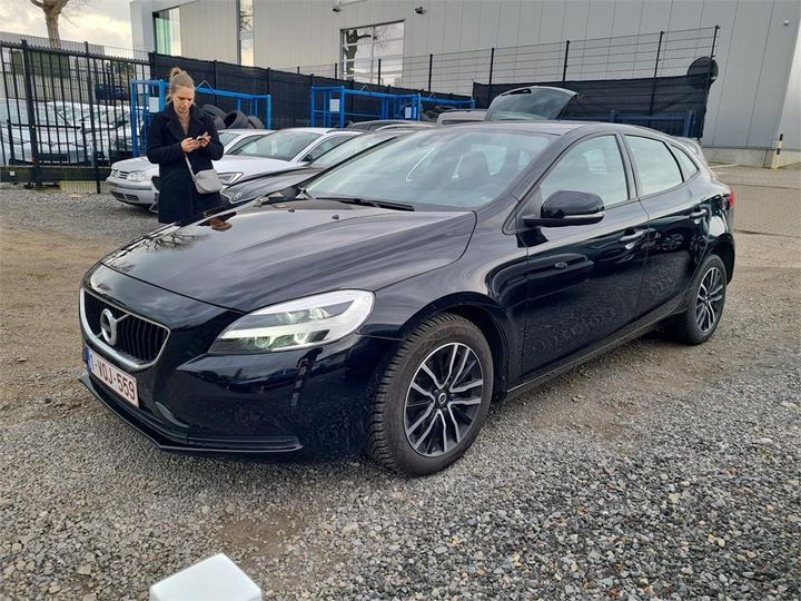 VOLVO V40 2019 yv1mv70v1k2581075