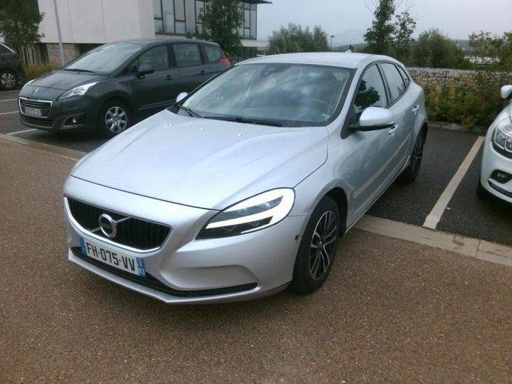 VOLVO V40 2019 yv1mv70v1k2607586