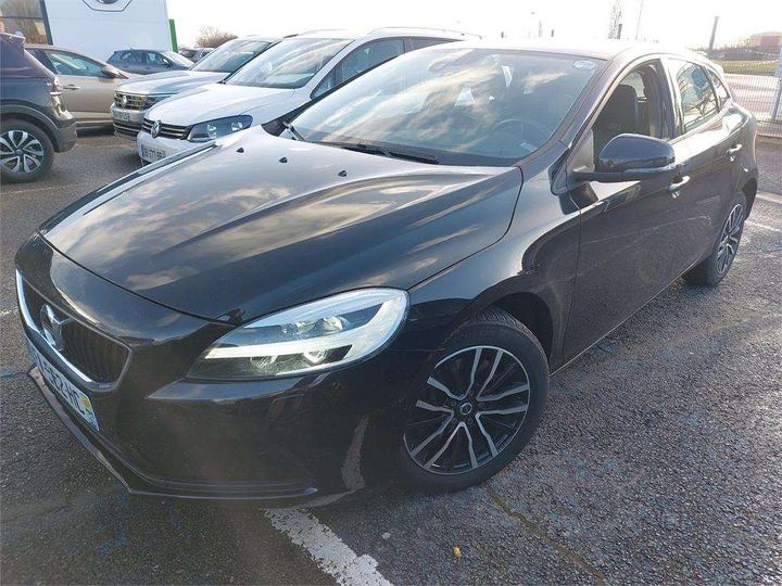 VOLVO V40 2018 yv1mv72v0k2560995