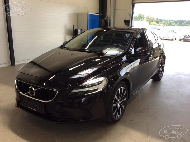 VOLVO V40 HATCHBACK 2020 yv1mv72v0k2578340