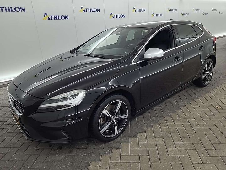 VOLVO V40 2019 yv1mv72v0k2588074