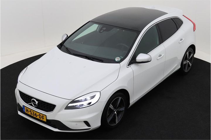 VOLVO V40 2020 yv1mv72v0k2592238