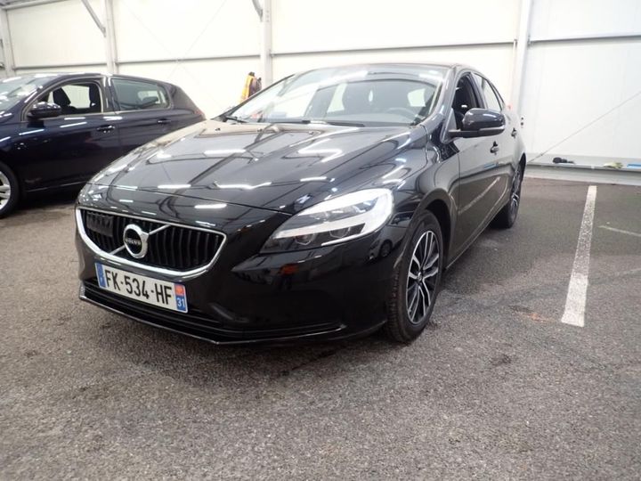 VOLVO V40 2019 yv1mv72v0k2605885