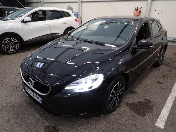 VOLVO V40 2019 yv1mv72v0k2605912