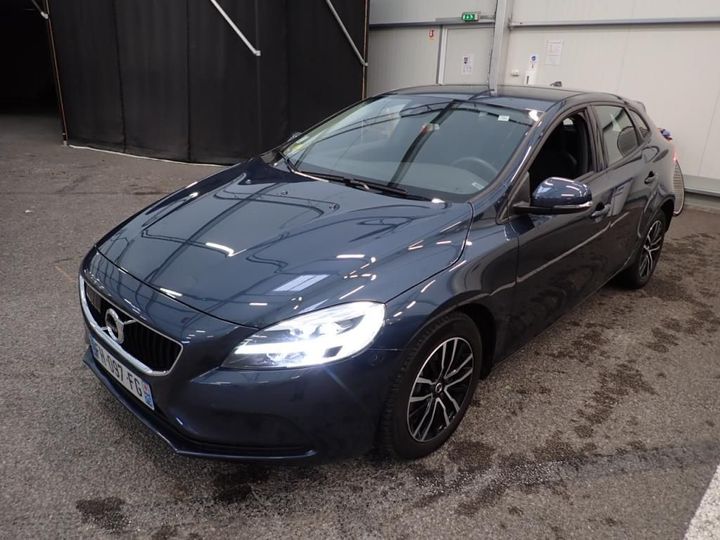 VOLVO V40 2019 yv1mv72v0k2605978